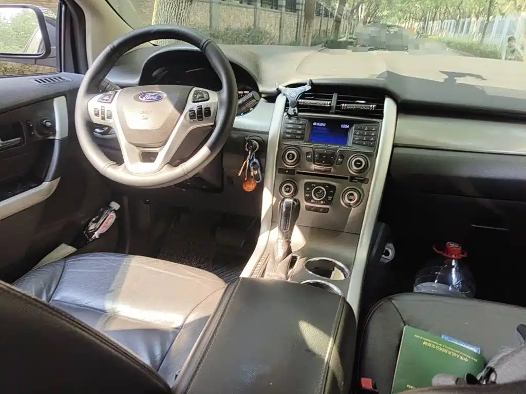 Ford Edge (Import) 2013 2012 2.0T Elite