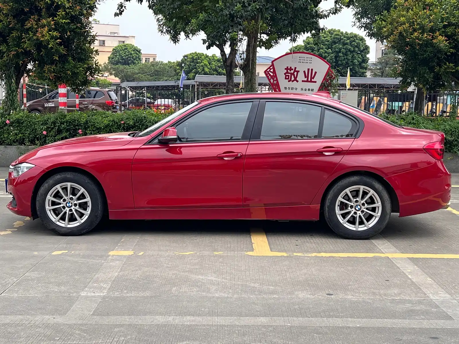 Фото 4 - BMW 3 Series