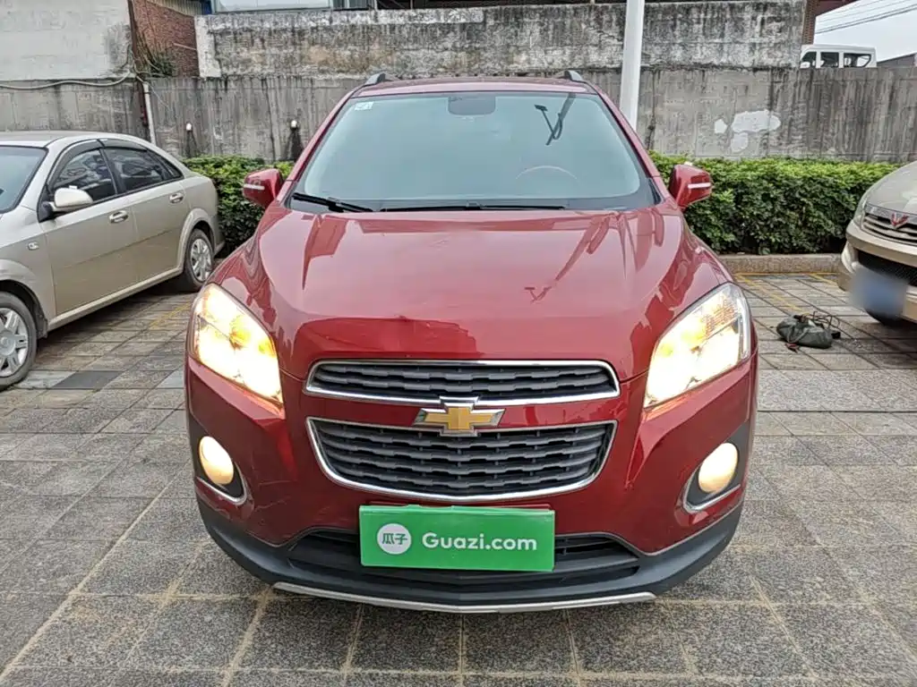 Фото 3 - Chevrolet Trax