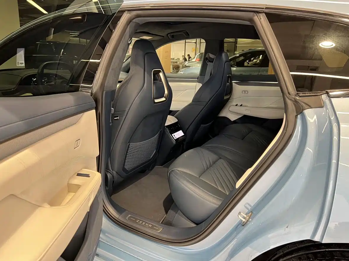 ZEEKR EXTREME KRYPTON 001