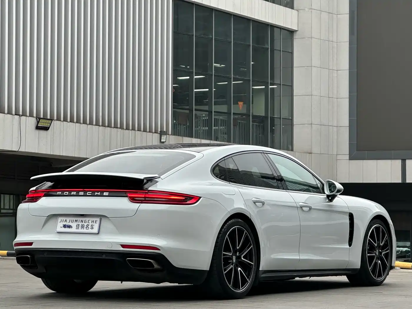 Porsche Panamera 2017 Panamera 3.0T фото 14