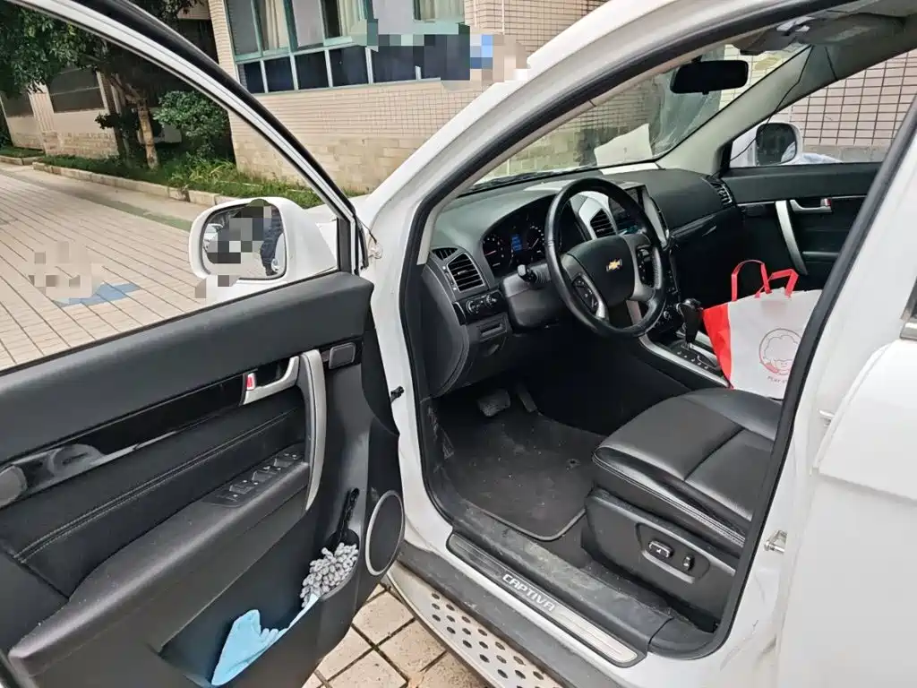 Chevrolet Captiva 2016 2015 2.4L AWD Flagship 7-Seater