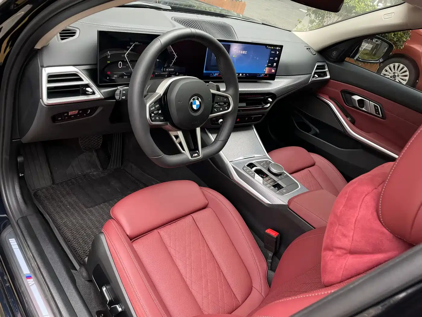 BMW 3 Series 2026 2026 330Li M Sport Shadowline Package