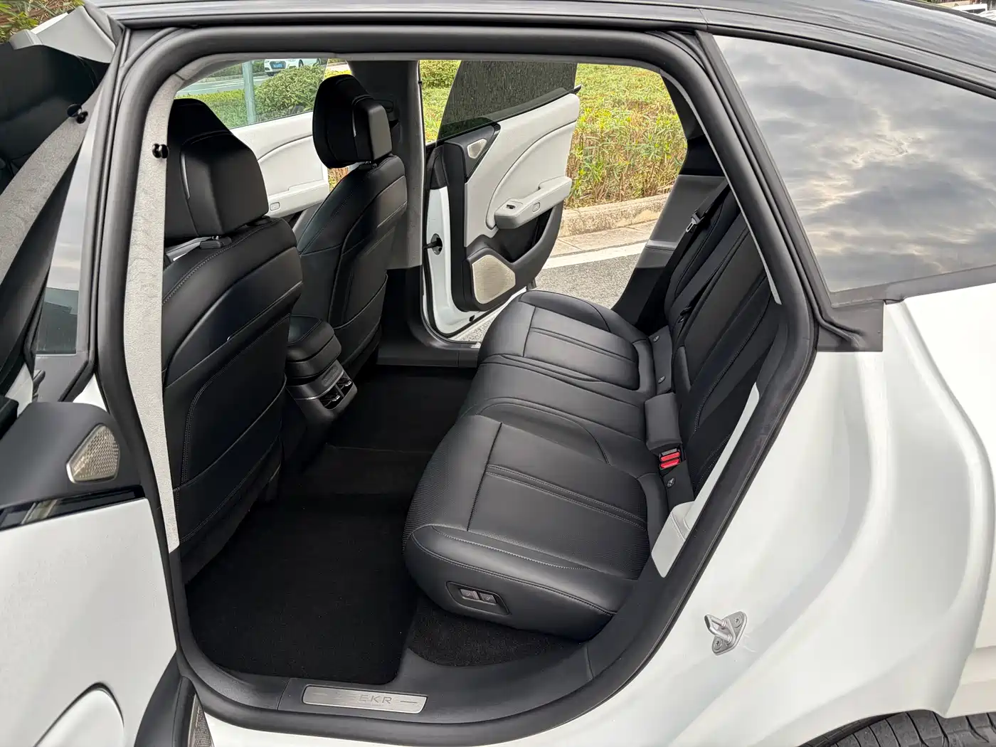 ZEEKR EXTREME KRYPTON 007