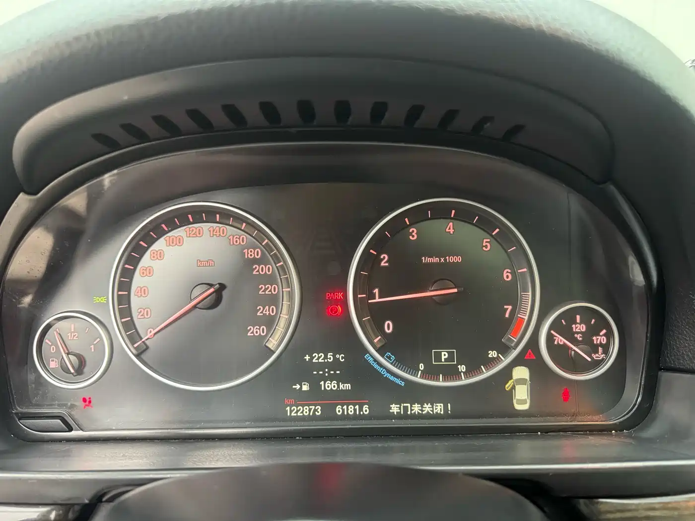 BMW 5 Series 2014 525Li Luxury Design Package фото 11