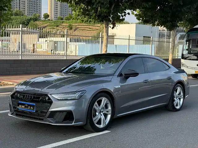 Audi A7L 2023