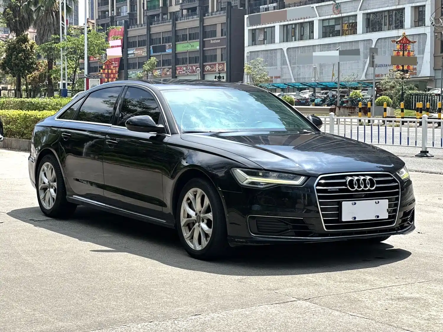 Фото 3 - Audi A6L