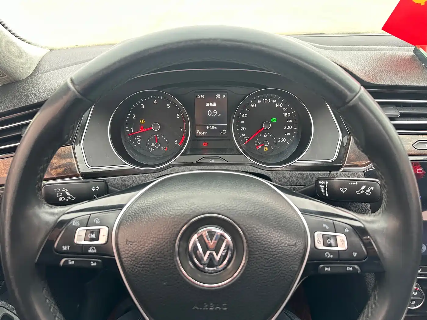 Volkswagen Magotan 2017 330TSI DSG Luxury фото 8