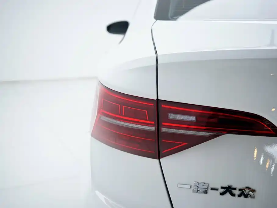 Volkswagen Sagitar, миниатюра 14