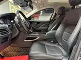 Photo 7 - Jaguar F-PACE