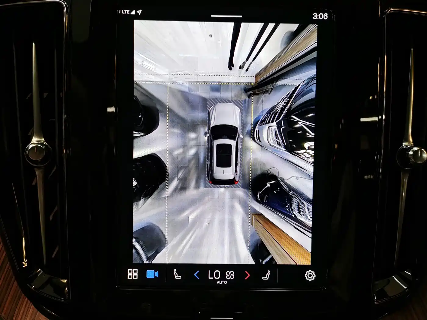 Volvo XC60 Plug-in Hybrid 2024 2025 Plug-in Hybrid Long Range AWD Zhiyuan Luxury Edition