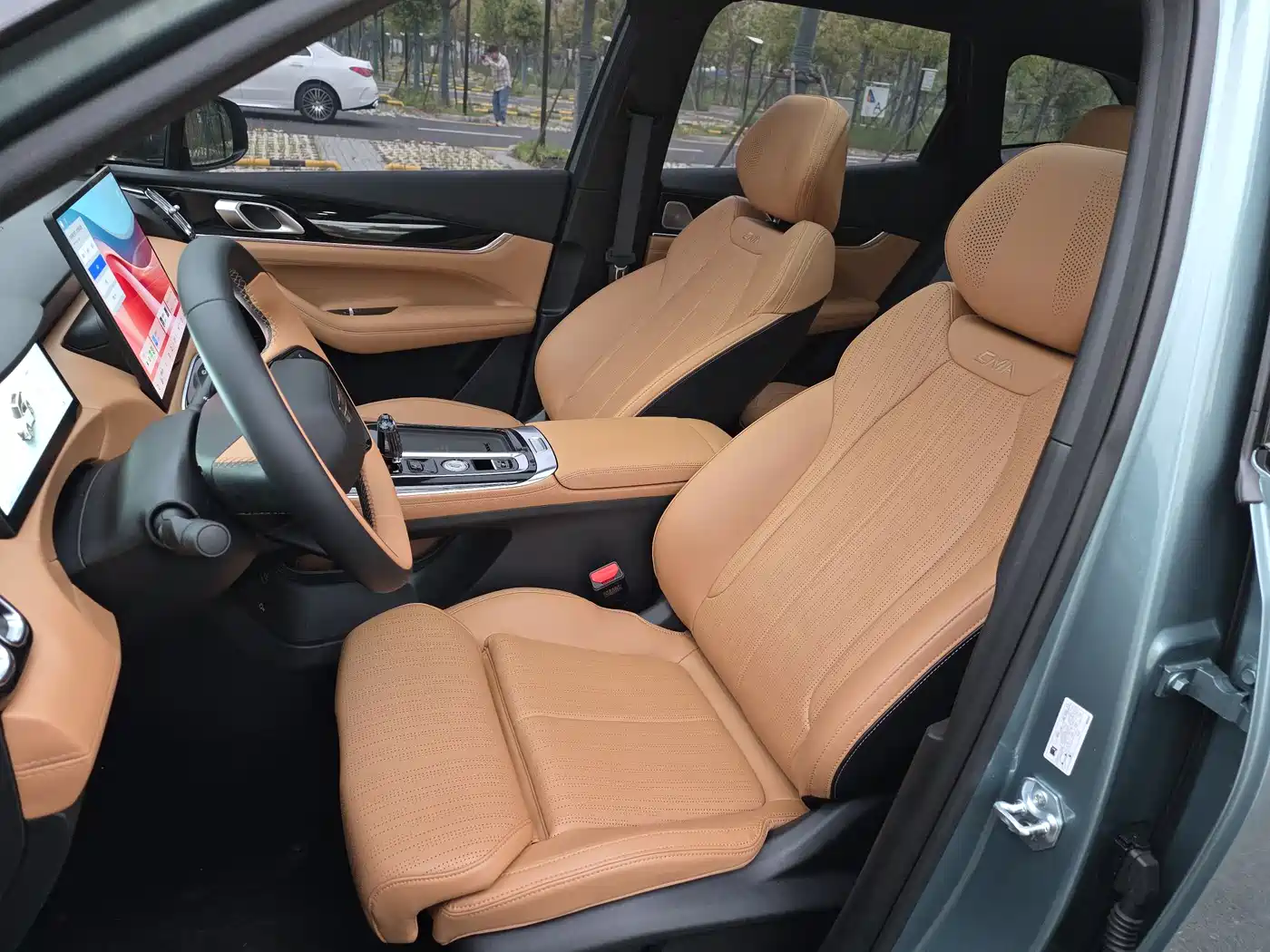 GEELY AUTOMOBILE BOYUE L