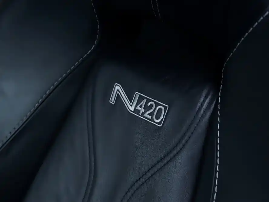 Aston Martin V8 Vantage 2011 2011 4.7L Sportshift Coupe