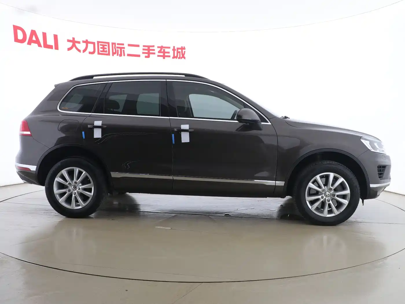 Volkswagen Touareg 2017 3.0TSI Explorer Edition фото 8