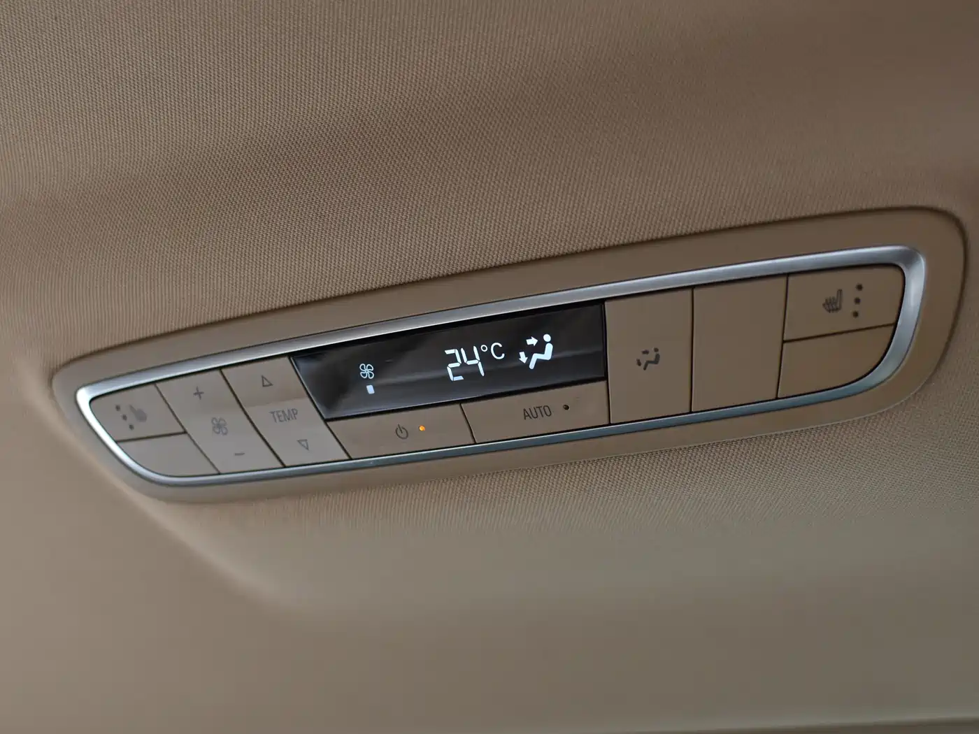 Buick GL8 2021 ES Landlord 653T Premium фото 20