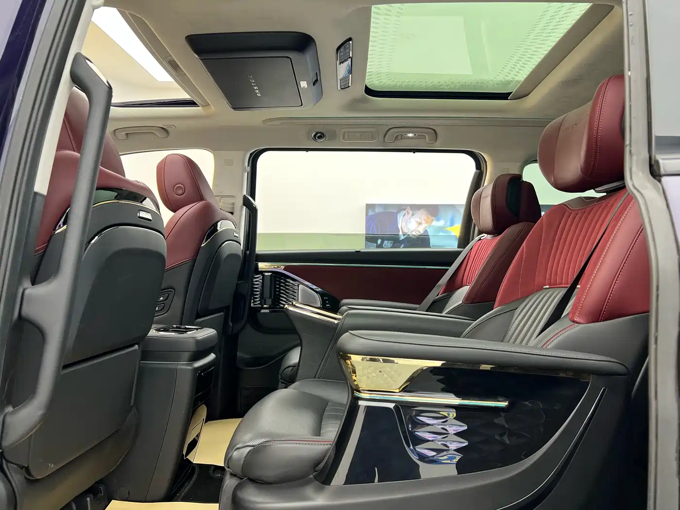 GAC Trumpchi Trumpchi E9 2023 E9 MAX фото 30