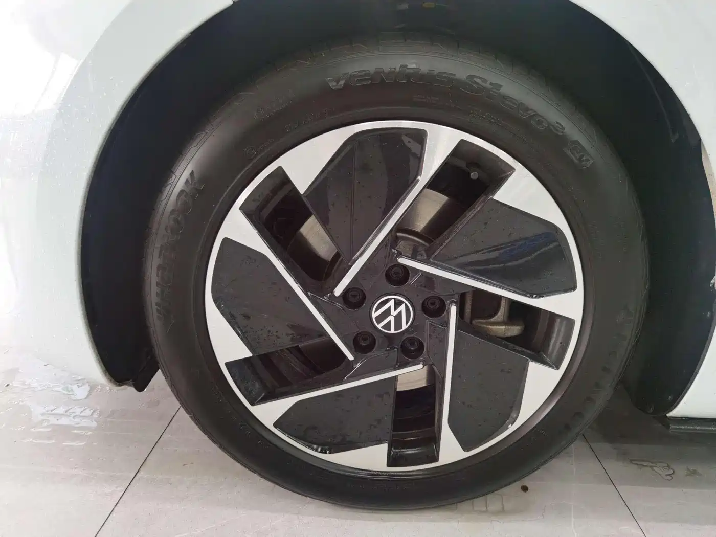 VOLKSWAGEN ID.3