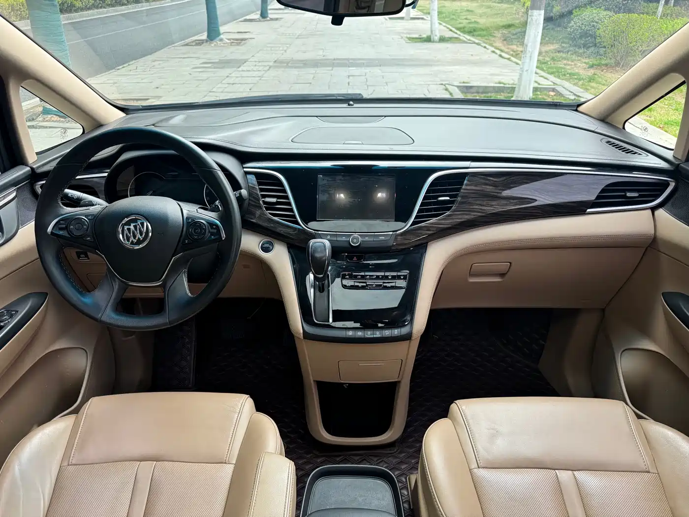 Buick GL8 2018 ES 28T Luxury Type China VI фото 7