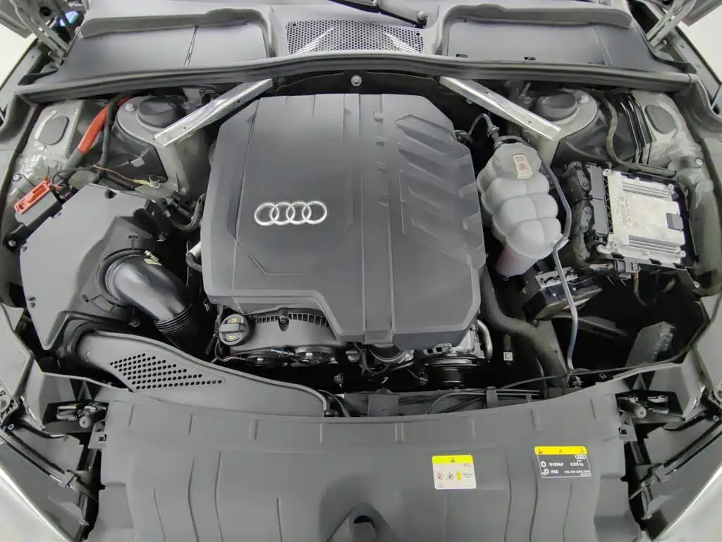Photo 6 - Audi A5 (Import)