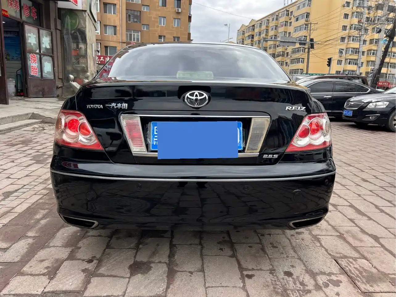 Toyota Reiz 2009 2.5S Comfort Edition фото 6