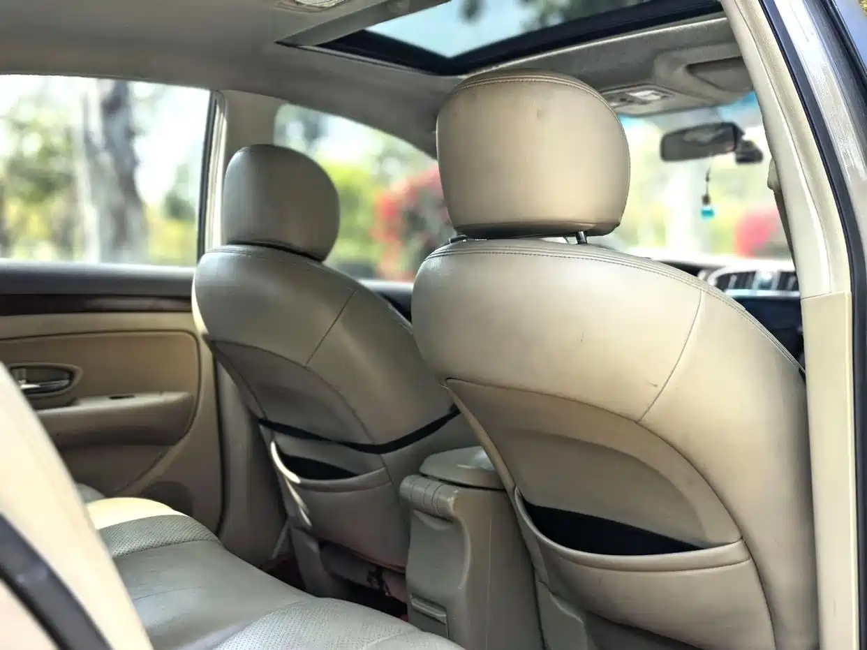 Nissan Sylphy 2010 2009 2.0XL CVT Technology Sunroof Edition