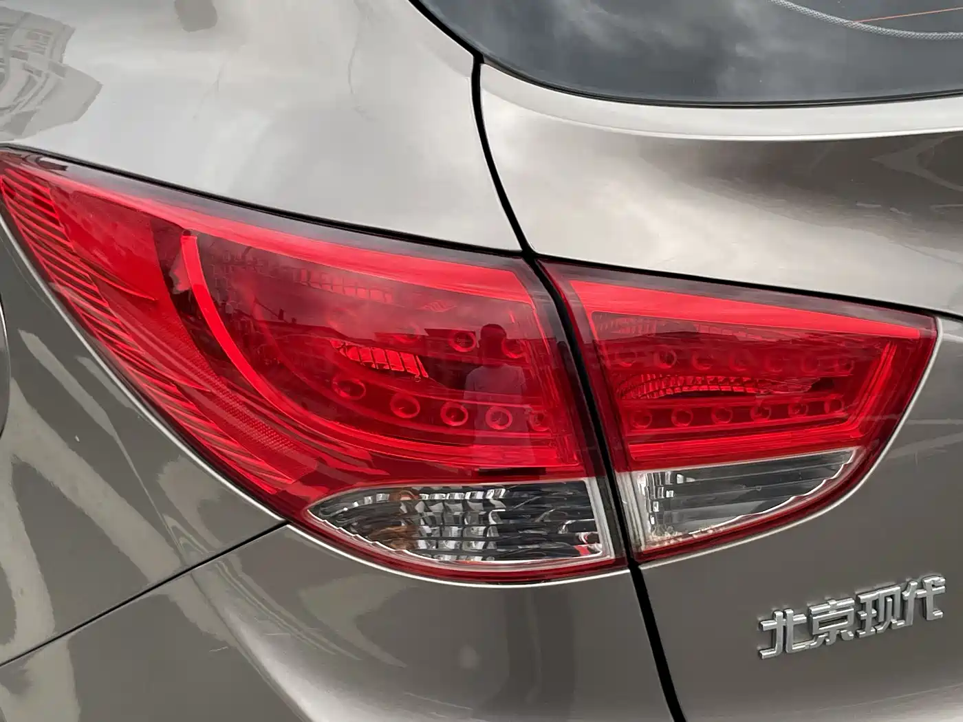 Hyundai Beijing Hyundai ix35 2010 2.4L Automatic 2WD Premium GLS фото 16
