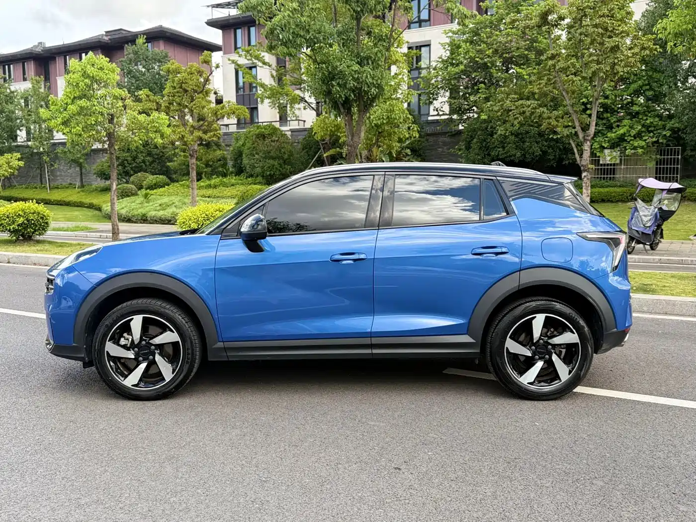 Lynk & Co 06 2020 1.5T Type Plus фото 4