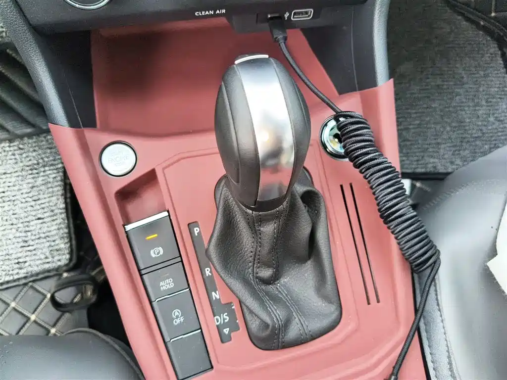 Volkswagen Lavida 2024 Model 1.5L Automatic 5 Million Edition фото 7