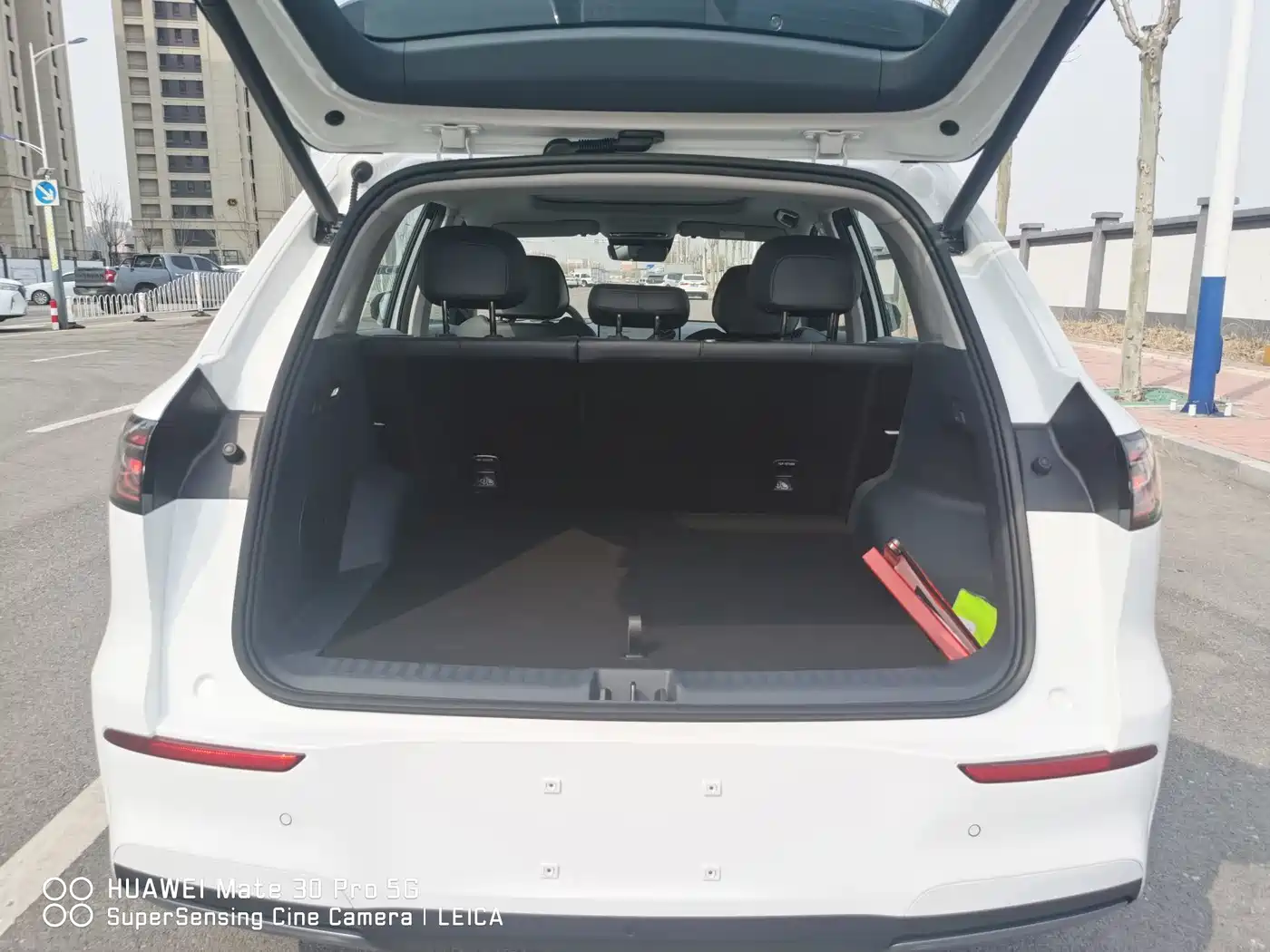 GEELY GALAXY GALAXY E5