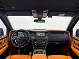 Фото 25 - Rolls-Royce Cullinan