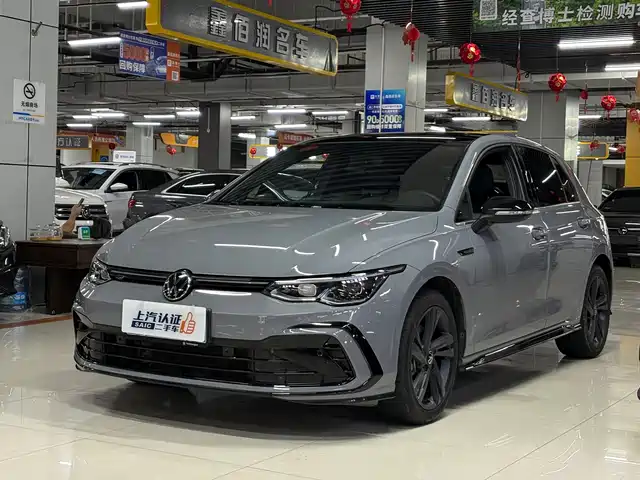 Volkswagen Golf 2023