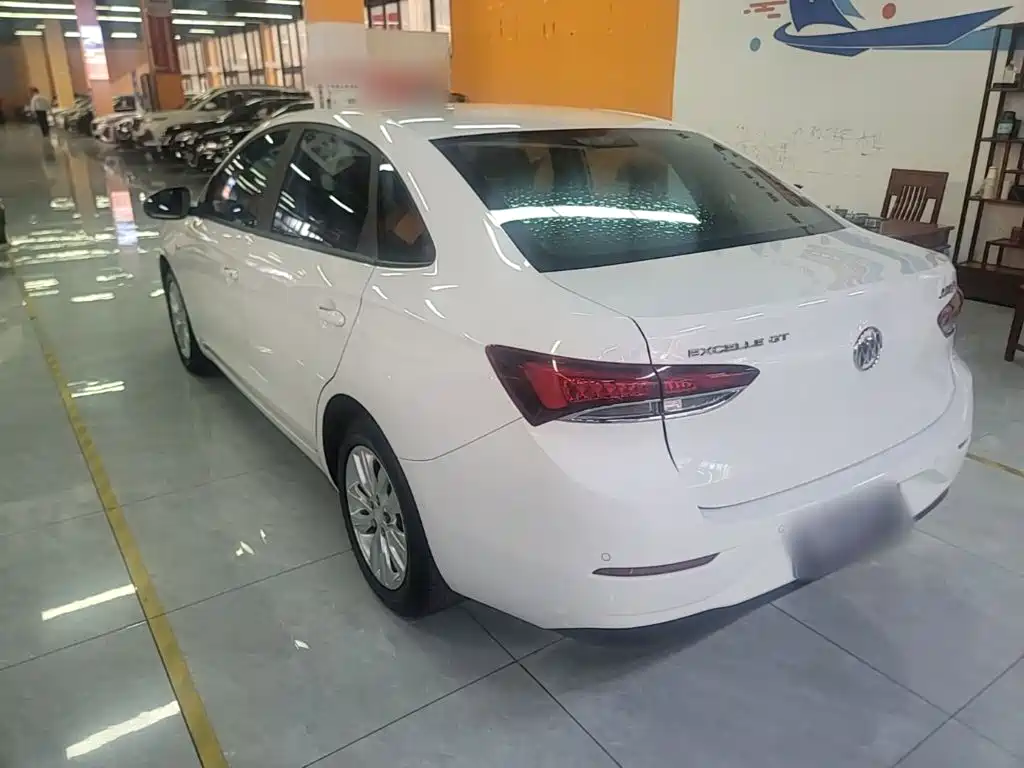 Фото 5 - Buick Excelle