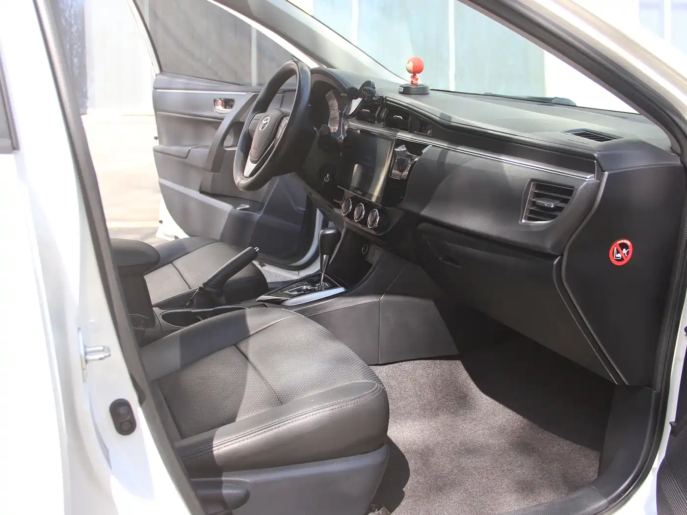 Toyota Levin 2016 1.6G CVT Elite Edition фото 14