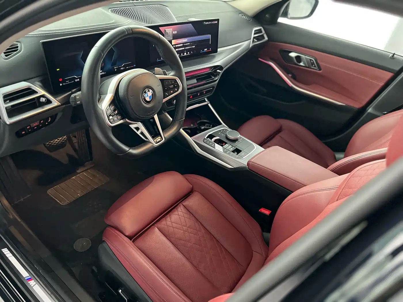 BMW 3 Series 2025 330Li M Sport Night Edition фото 4