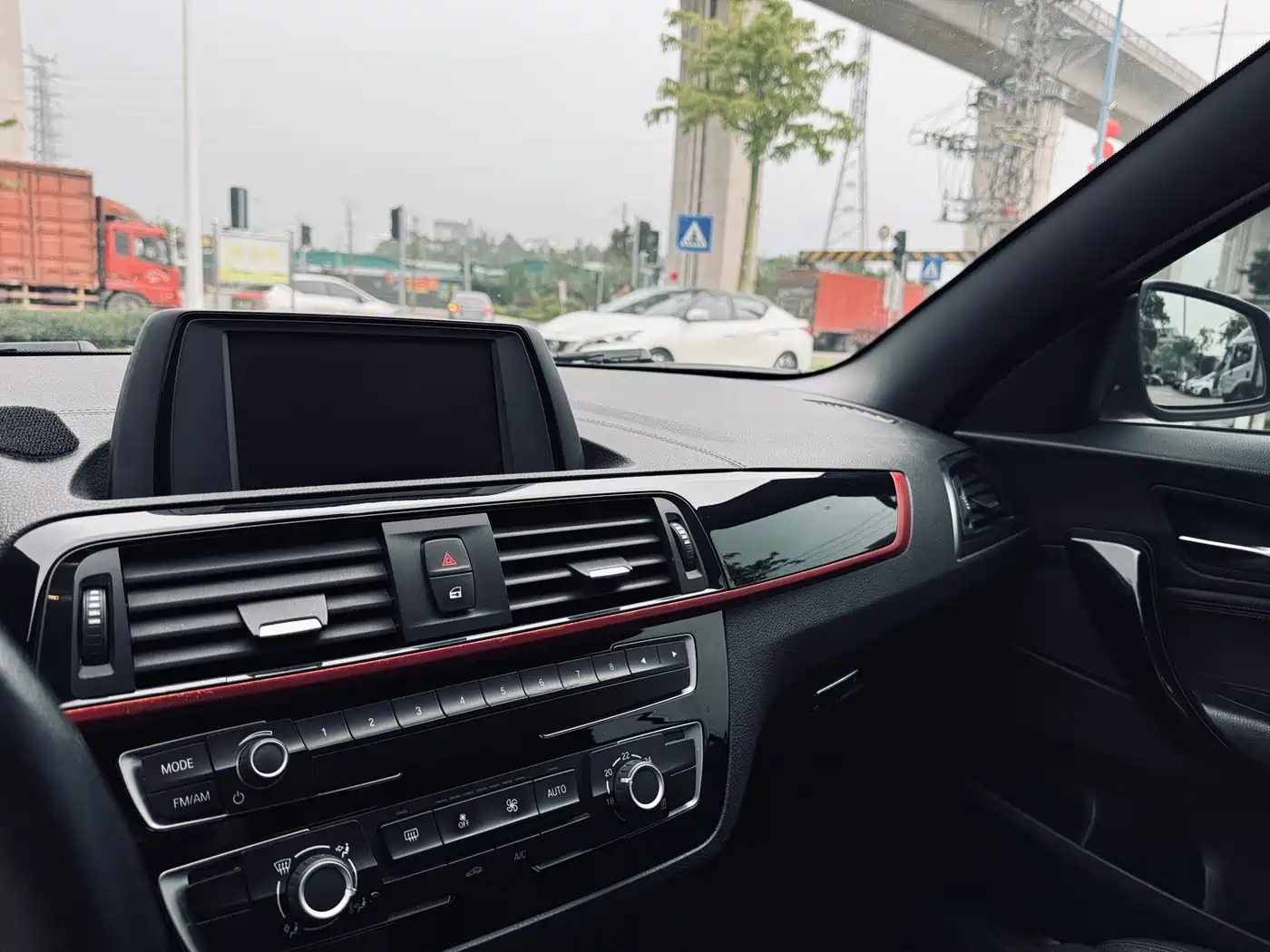BMW 2 Series (Import) 2018 220i Convertible Coupe Sport Design Package фото 27