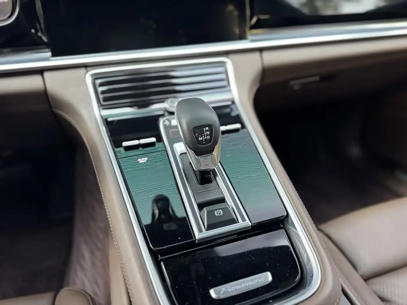 Porsche Panamera 2017 Panamera 3.0T фото 9