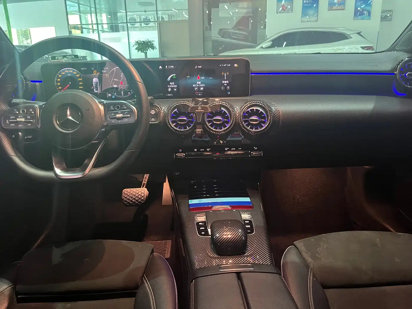 Mercedes-Benz A-Class 2020 A 200 L Sport Sedan фото 9