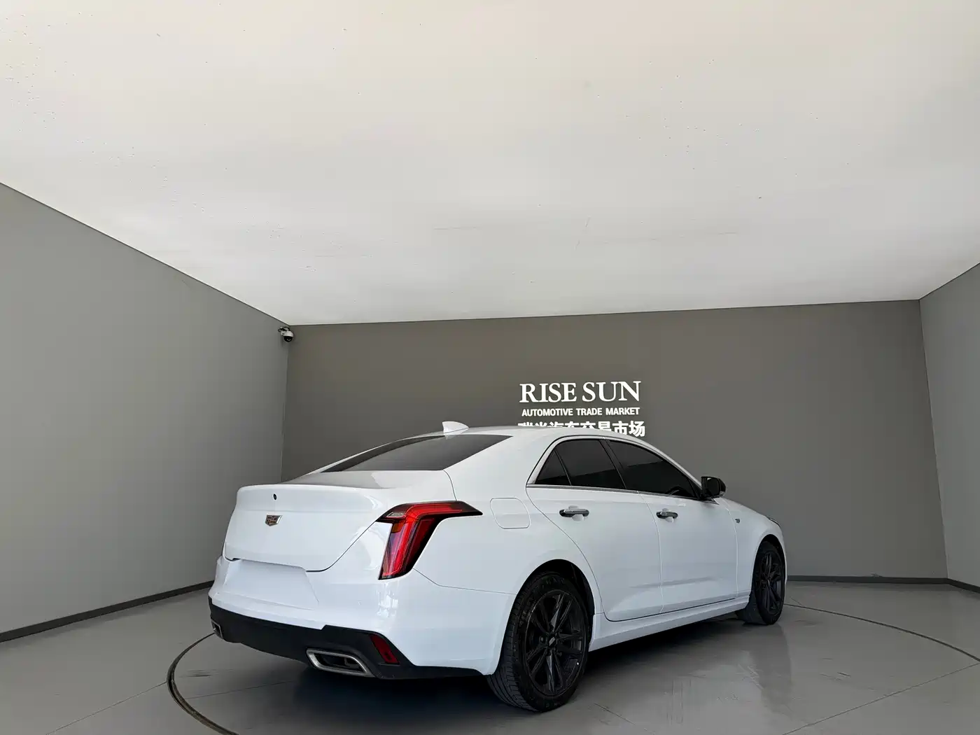 Cadillac CT4 2023 2023 28T Luxury Model