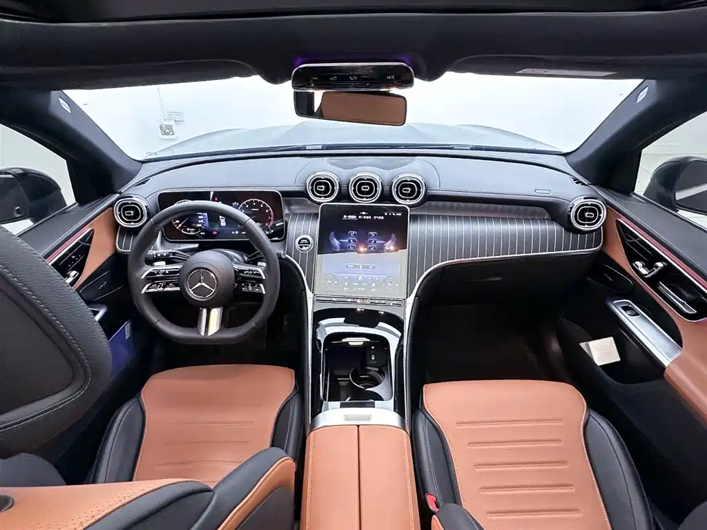 Mercedes-Benz GLC 2023 Facelift GLC 260 L 4MATIC Luxury 5-Seater фото 23