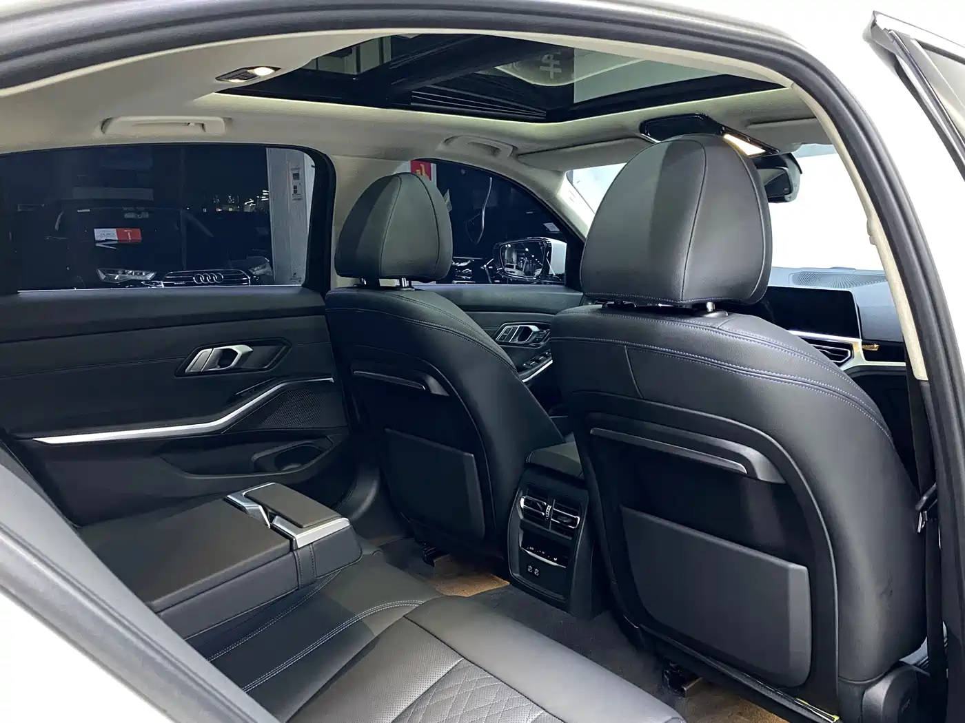 BMW 3 Series 2021 Facelift 320Li M Sport Package фото 11