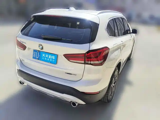 BMW X1 2021 sDrive20Li Exclusive — фото 2