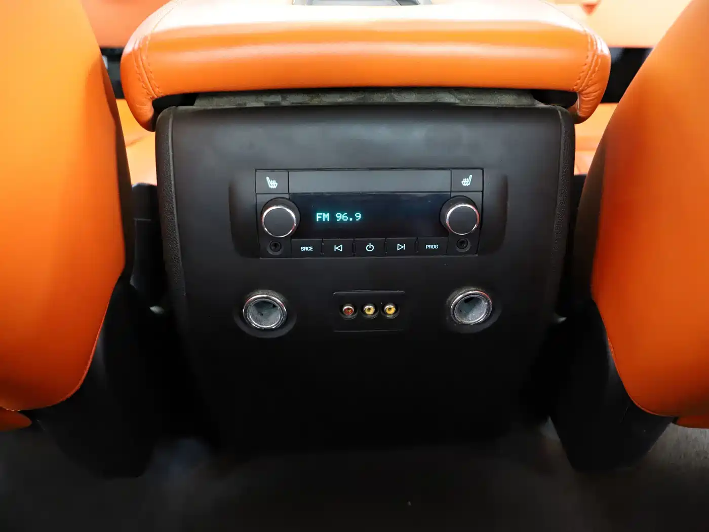 Hummer H2 2013 2008 Model 6.2 AT