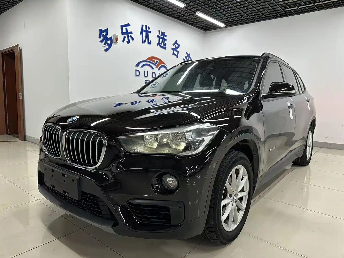 BMW X1 2016 sDrive18Li Fashion Model