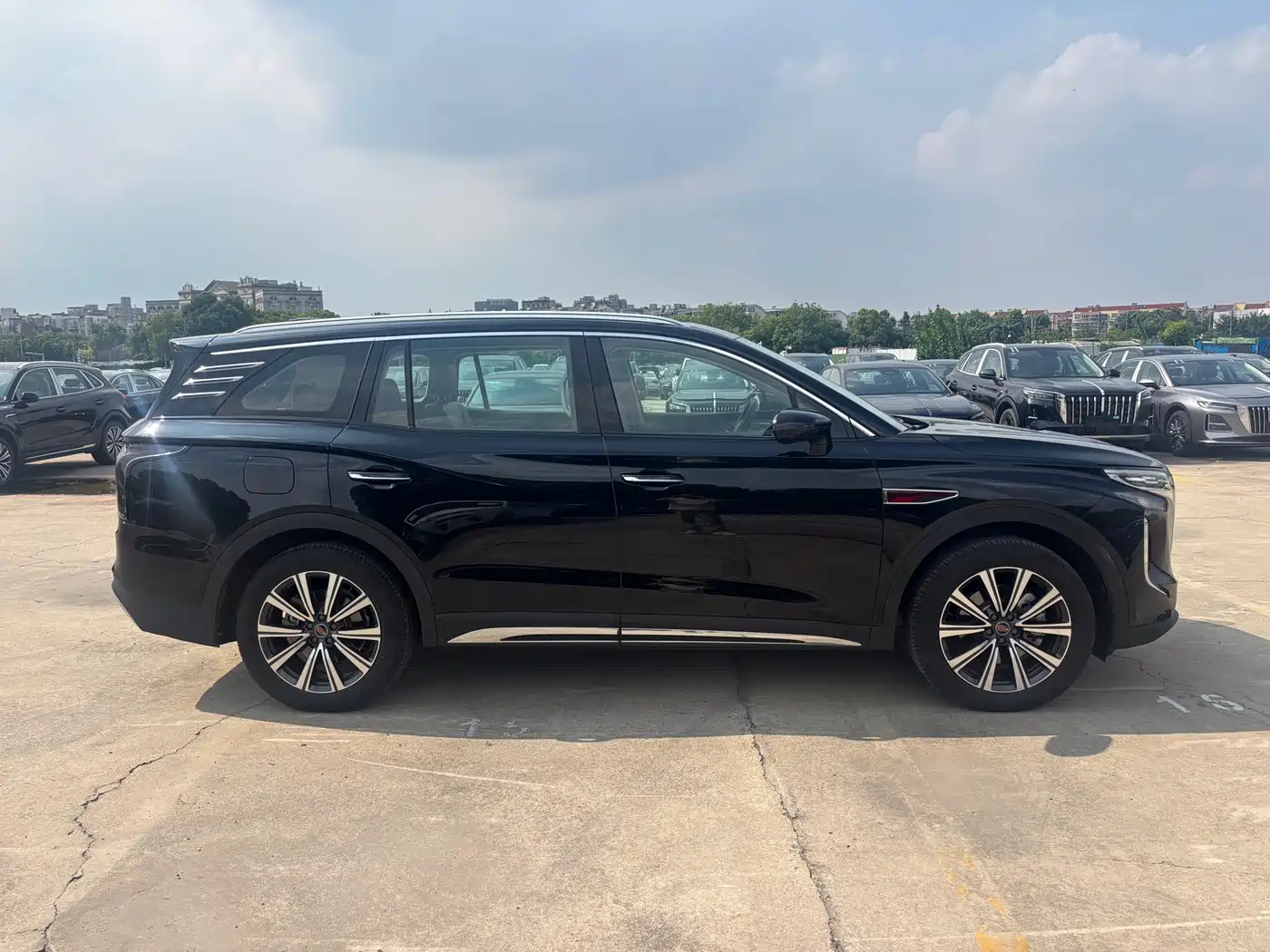 Hongqi HS7 PHEV 2025 2025 2.0T PHEV 4WD 6-Seater Commemorative Edition