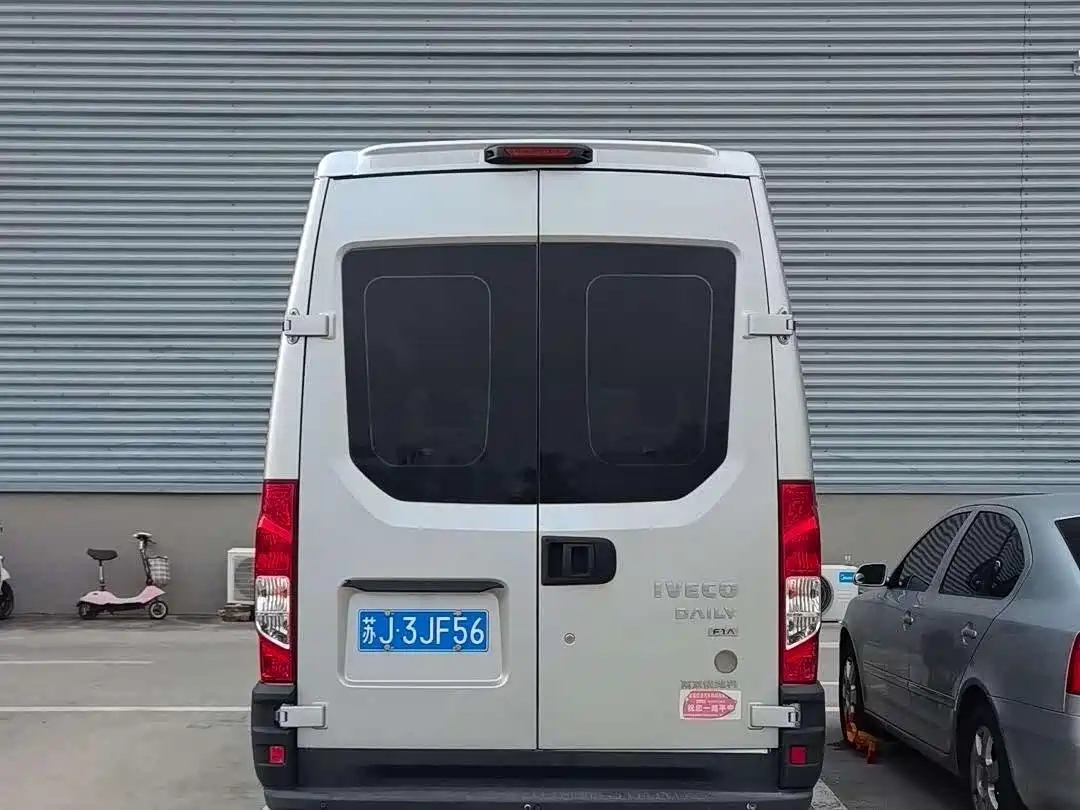 Iveco Daily 2020 2020 2.3T Manual Super Rui Short Wheelbase High Roof China VI F1A