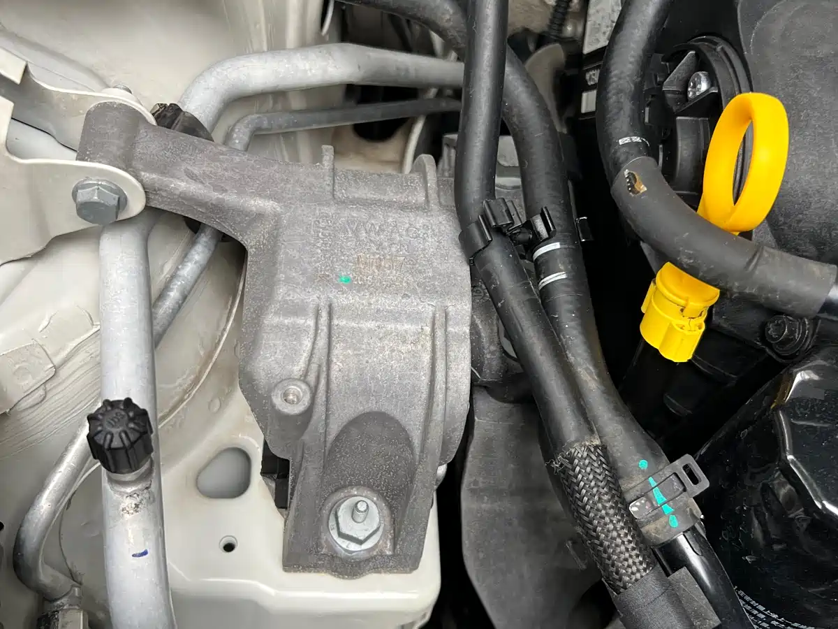 Volkswagen Tiguan 2015 1.8TSI Automatic 4WD Highline фото 25