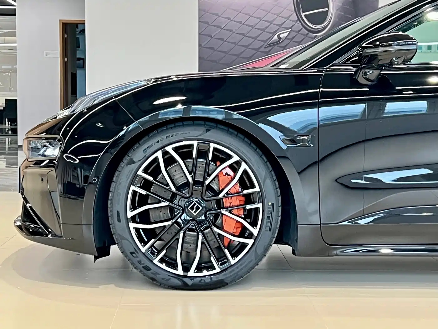 ZEEKR EXTREME KRYPTON 001