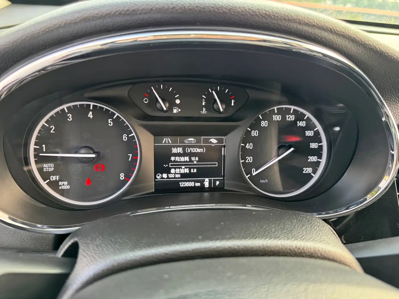 Photo 11 - Buick Encore