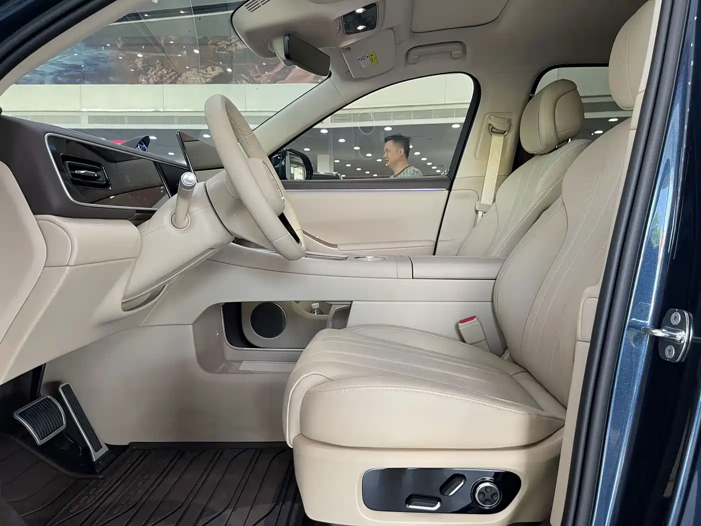Aito M7 2026 2026 Extended Range Max AWD 5-seater