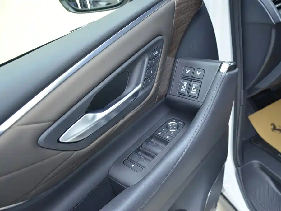 Toyota Alphard 2026 2024 Hybrid 2.5L Ultimate Enjoyment Edition